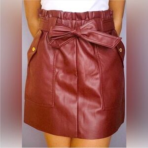 NWOT MARC NEW YORK BURGUNDY FAUX LEATHER SKIRT WITH POCKETS & TIE BELT, XS, NEW